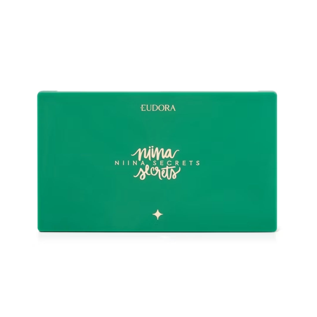Niina Secrets Green Eyeshadow Palette High Pigment Matte Shimmer Eudora